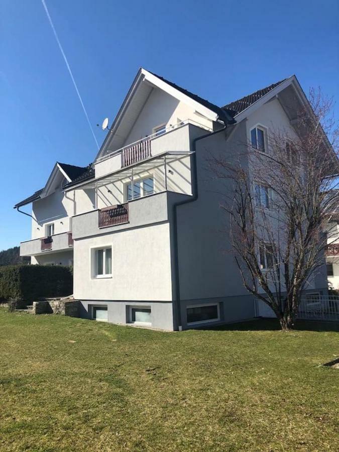 Superior-Apartment Mit Pool Und Seezugang Velden am Wörthersee Zewnętrze zdjęcie